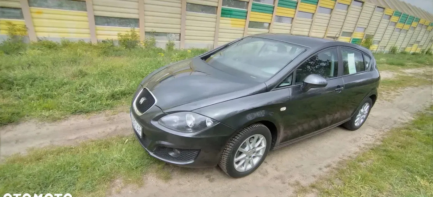 świętokrzyskie Seat Leon cena 20000 przebieg: 207000, rok produkcji 2011 z Gdańsk